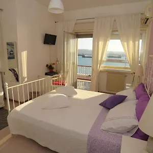 Bed & Breakfast Mare Di La Finestra Sul Porto, Augusta